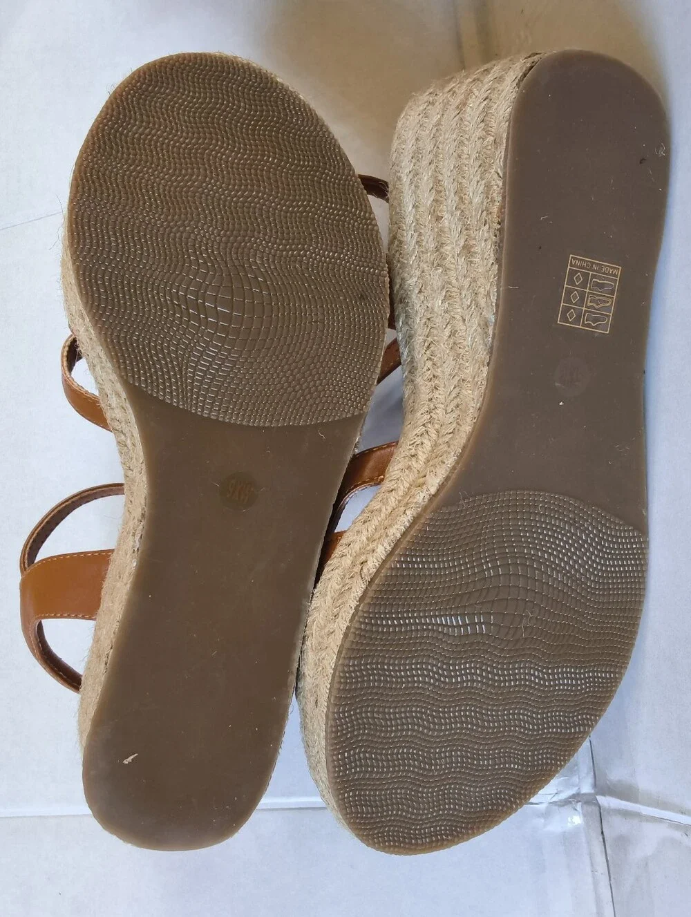Ruiee Women's wide wedge sandals Size 9XM